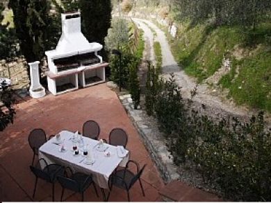 2 bedroom apartment in Tuscany