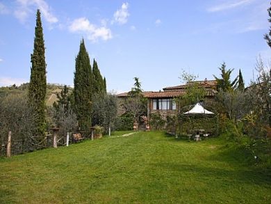 2 bedroom apartment in Tuscany