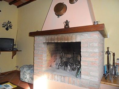 2 bedroom apartment in Tuscany