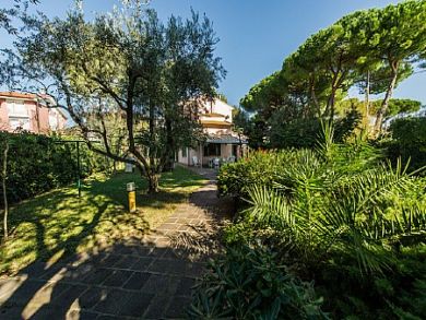 Villa sleeping 6 people in Tuscany, Italy