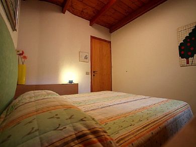Villa sleeping 6 people in Tuscany, Italy