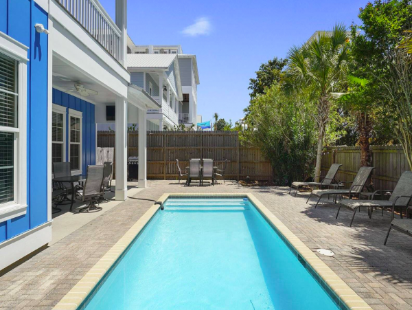 Five Bedroom Vacation Rental in Frangista Beach