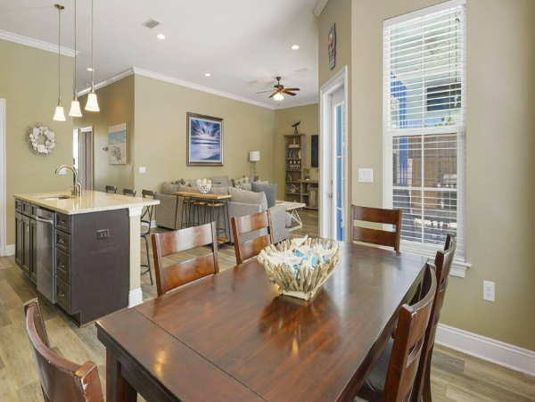 Five Bedroom Vacation Rental in Frangista Beach