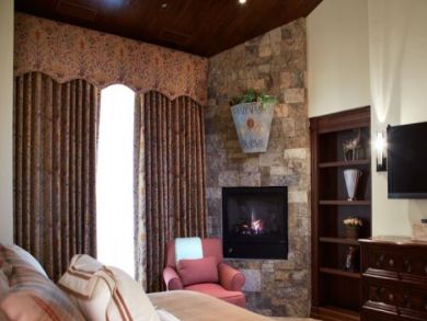 One Bedroom 1.5 Bathroom Vacation Ski Condo