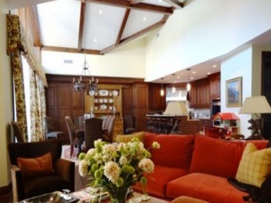 One Bedroom 1.5 Bathroom Vacation Ski Condo