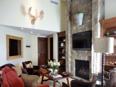 One Bedroom 1.5 Bathroom Vacation Ski Condo