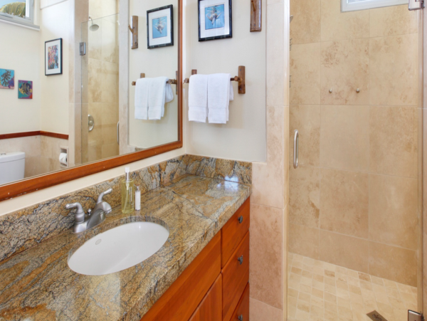 Luxury Vacation Rental with 3 Bedrooms & Great Views