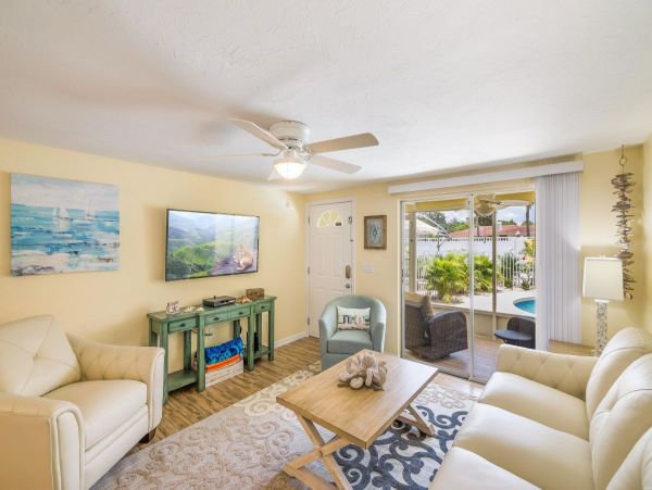Siesta Key 3 Bedroom 3 Bathroom Home Sleeps 10 Private Pool