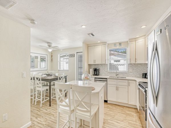 Luxury Duplex in Siesta Key with 3 Bedrooms and Private Pool - Walk to beach