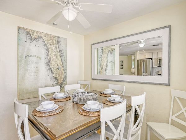 Luxury Duplex in Siesta Key with 3 Bedrooms and Private Pool - Walk to beach