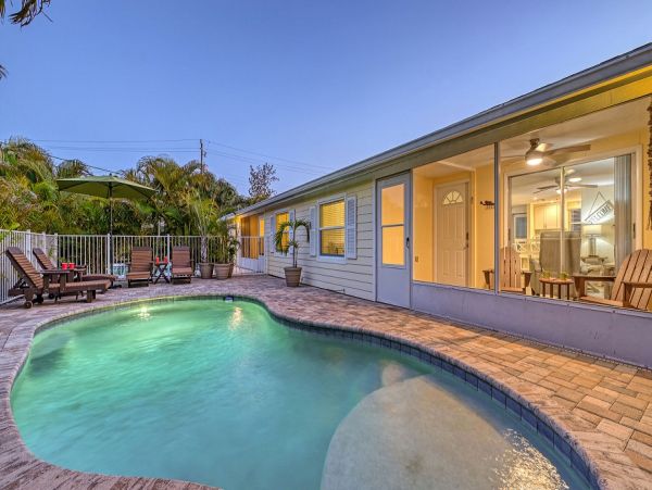 Luxury Duplex in Siesta Key with 3 Bedrooms and Private Pool - Walk to beach
