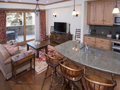 Vail Vacation Condo Sleeps Four Guests Vail Vacation Condo Sleeps Four Guests