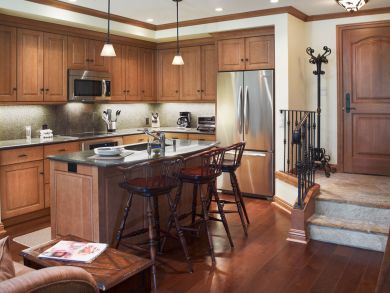 Vail Vacation Condo Sleeps Four Guests Vail Vacation Condo Sleeps Four Guests