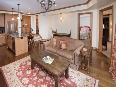 Vail Vacation Condo Sleeps Four Guests Vail Vacation Condo Sleeps Four Guests