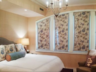 Luxury Vail Three Bedroom Upscale Condo Mountain View Deck