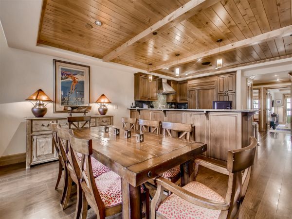 Vail Vacation Condo Sleeps Ten Guests Walk to Lift