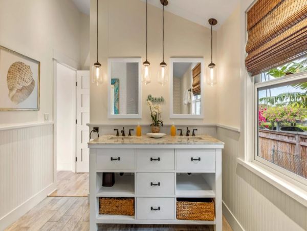 Four Bedroom Beautiful Island Retreat Walk to Beach in Poipu