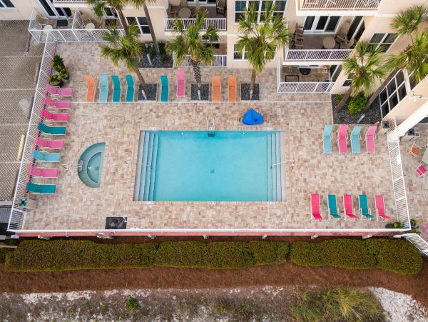 Vacation Beach Condo with Two Bedrooms and Sleeps 6 Guests