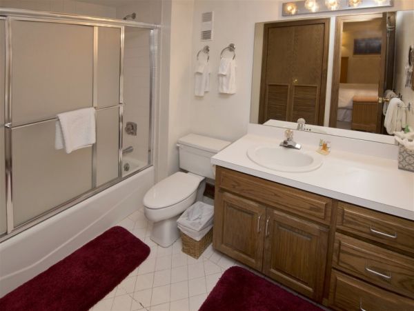 Walk to Lift 2 Bedroom Value Vacation Condo in Vail