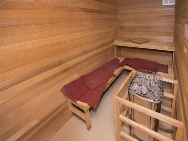 Walk to Lift 2 Bedroom Value Vacation Condo in Vail