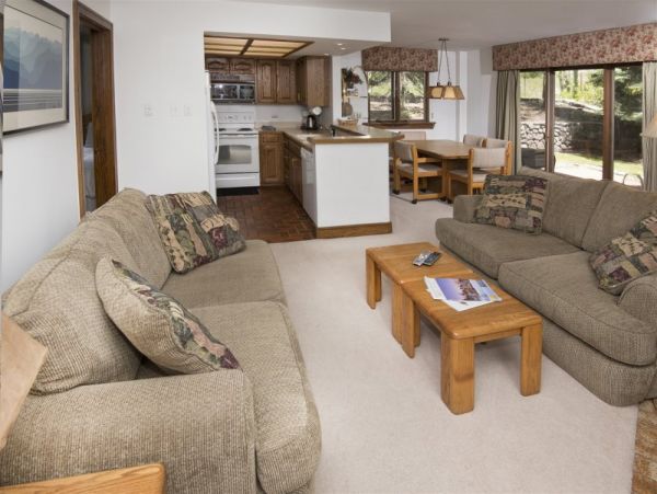 Walk to Lift 2 Bedroom Value Vacation Condo in Vail