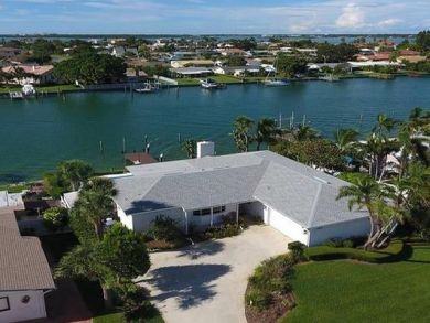 4 bedroom home with pool on the water at Isle of Palms