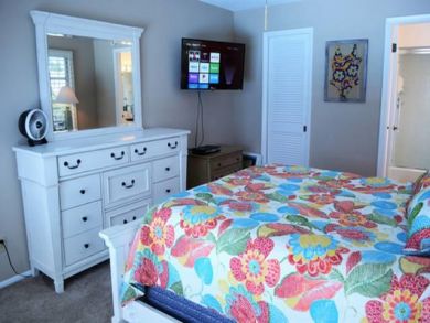 4 bedroom home with pool on the water at Isle of Palms