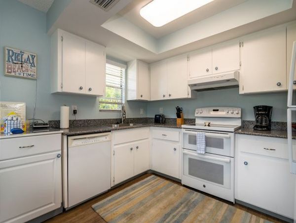 Close to Beach! Holmes Beach Vacation Rental w/Private Pool!