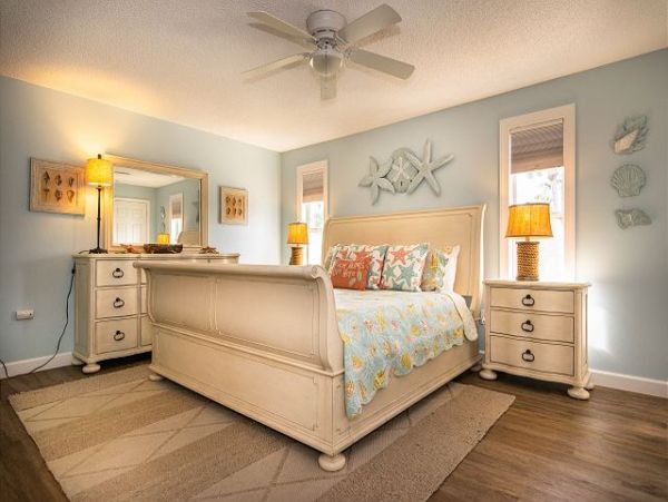 Close to Beach! Holmes Beach Vacation Rental w/Private Pool!