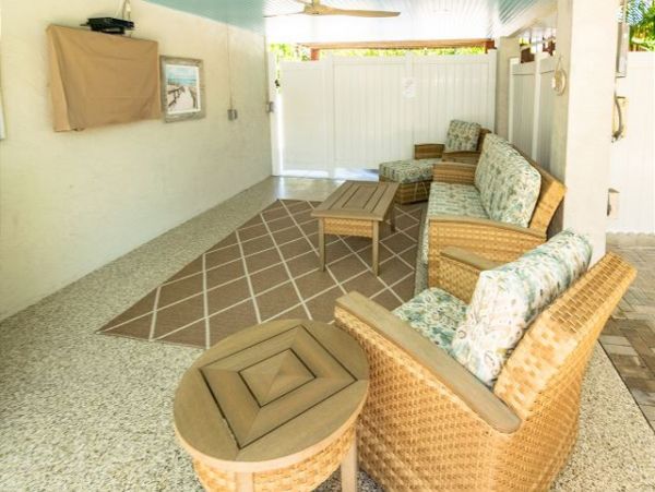 Close to Beach! Holmes Beach Vacation Rental w/Private Pool!