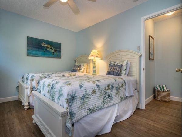 Close to Beach! Holmes Beach Vacation Rental w/Private Pool!