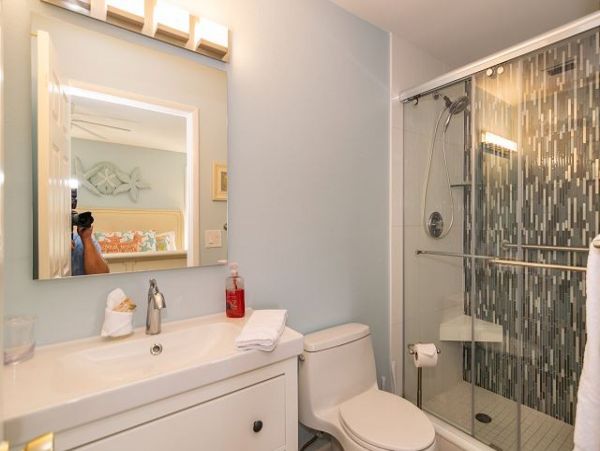 Close to Beach! Holmes Beach Vacation Rental w/Private Pool!