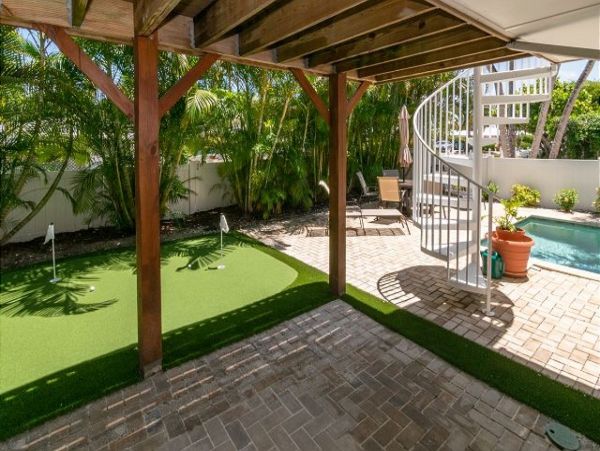 Close to Beach! Holmes Beach Vacation Rental w/Private Pool!