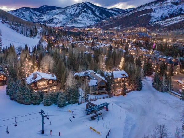 Contemporary Private Three Bedroom Residence In Vail