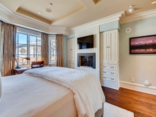 Contemporary Private Three Bedroom Residence In Vail