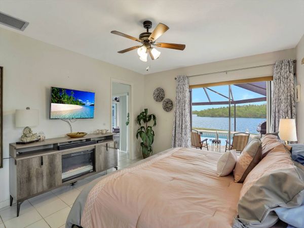 Marco Island Luxury Waterfront Vacation Rental Pool Home