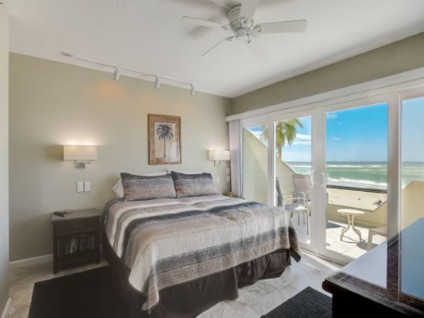 Stunning views from this one bedroom Townhome
