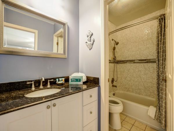 Captiva Beautiful 4 Bedroom Rental Plus Loft with Bay Views