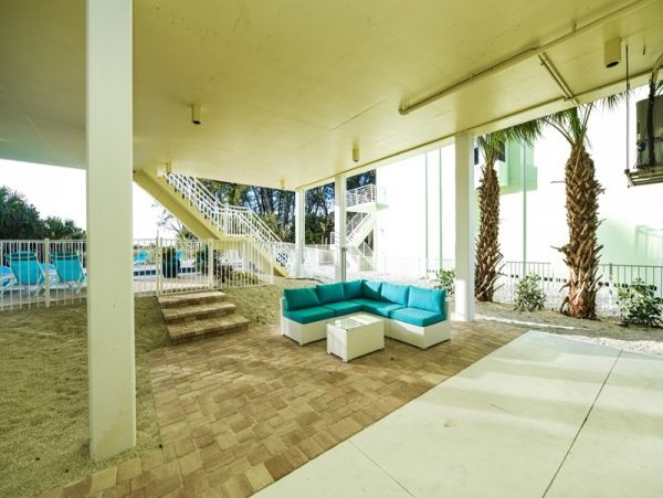 Amazing Anna Maria Beach House that Sleeps Eight Guests