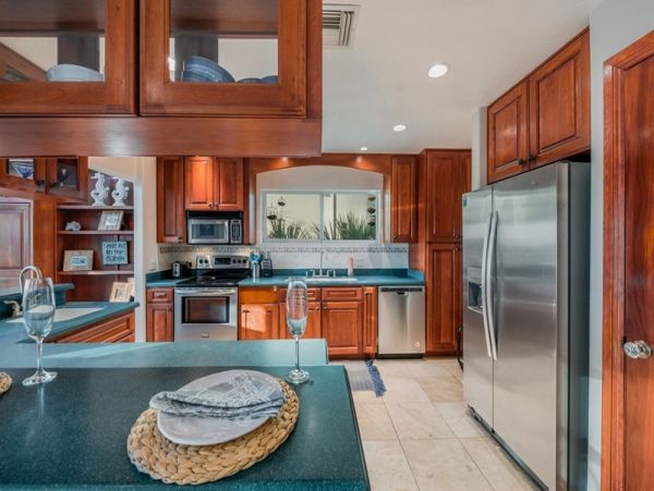 Amazing Anna Maria Beach House that Sleeps Eight Guests