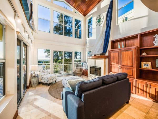 Amazing Anna Maria Beach House that Sleeps Eight Guests