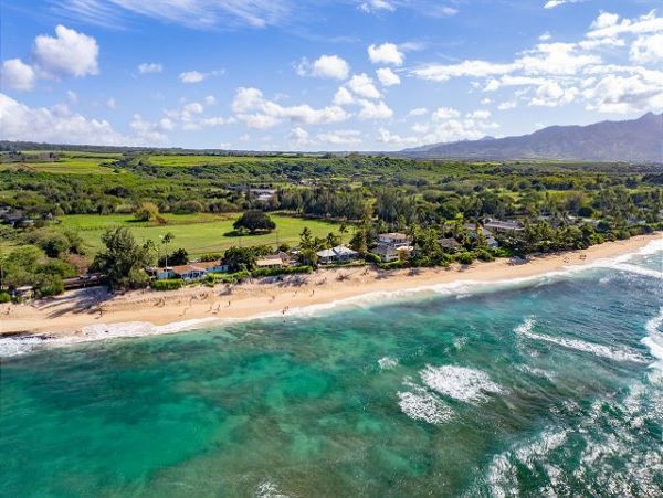 Spacious Vacation Family Home in Haleiwa Near Turtle Beach