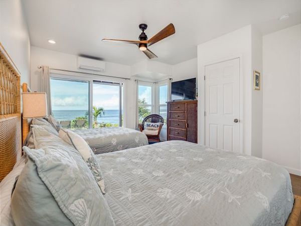 Spacious Vacation Family Home in Haleiwa Near Turtle Beach