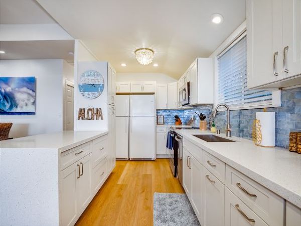 Spacious Vacation Family Home in Haleiwa Near Turtle Beach