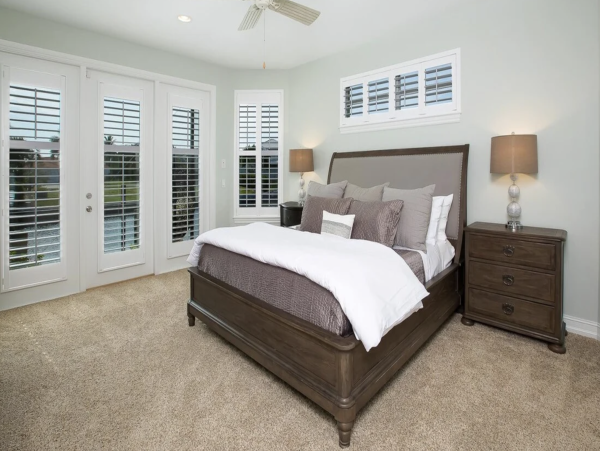 Elegant Marco Island Manor: Infinity Pool, Media Room, Bikes