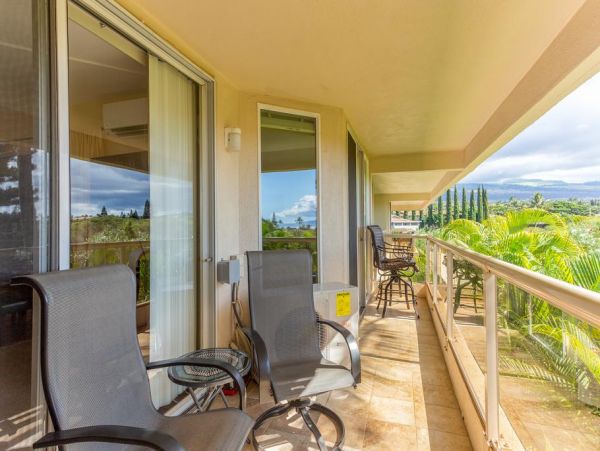 Kihei 3/3 Condo Sleeps 10