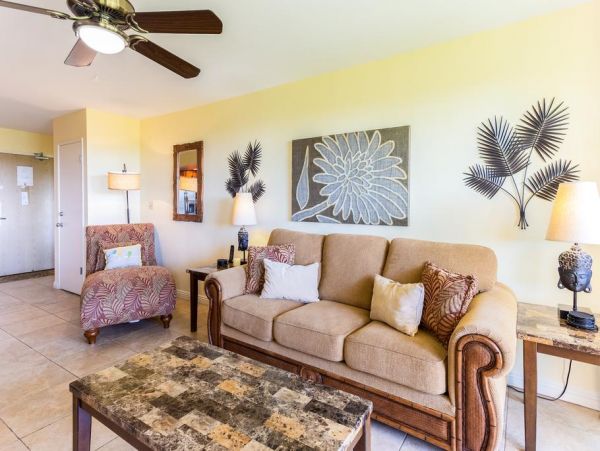 Kihei 3/3 Condo Sleeps 10