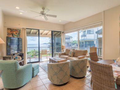 Great Value Oceanfront One Bedroom Vacation Condo in Kapalua