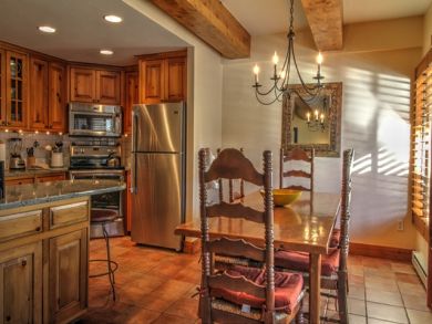 Two Bedroom Luxury Ski Vacation Condo