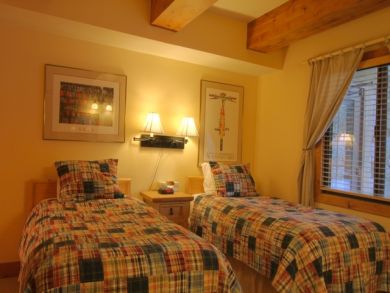 Two Bedroom Luxury Ski Vacation Condo